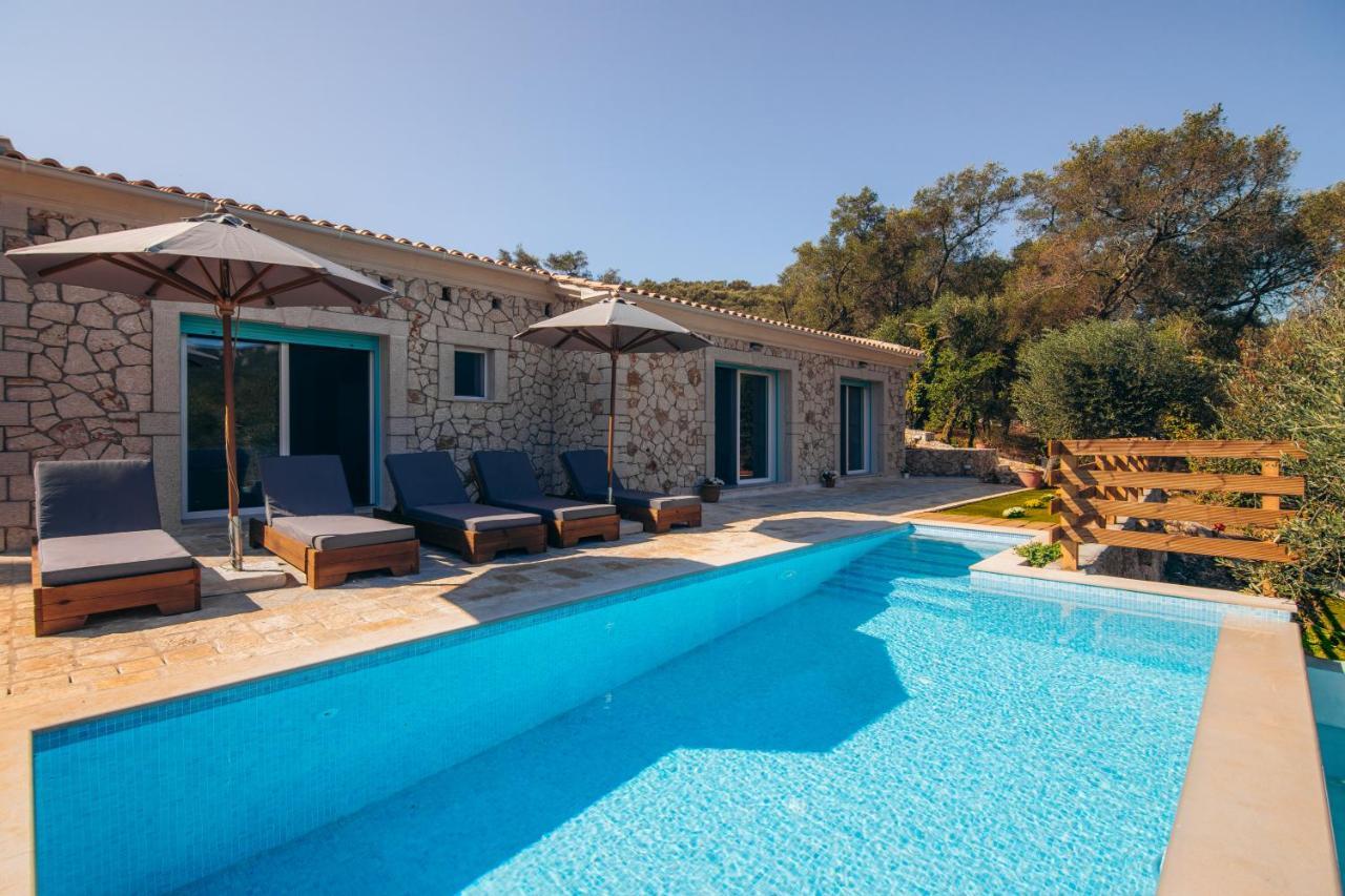 Villa Di Pietra Liapades Exteriör bild